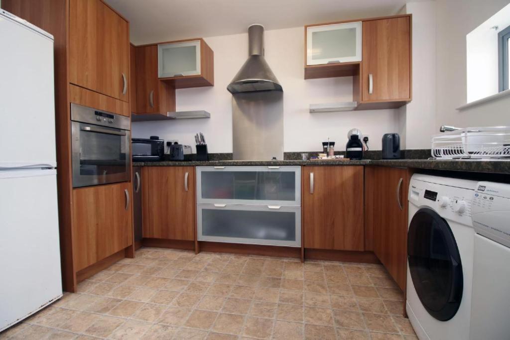 Observatory 2 Bedroom Apartment Overlooking Beach Swansea Exterior foto