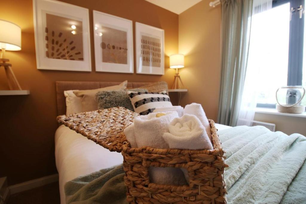 Observatory 2 Bedroom Apartment Overlooking Beach Swansea Exterior foto