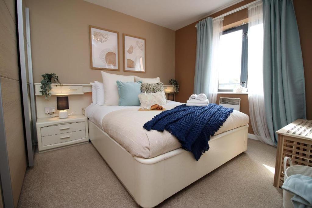 Observatory 2 Bedroom Apartment Overlooking Beach Swansea Exterior foto